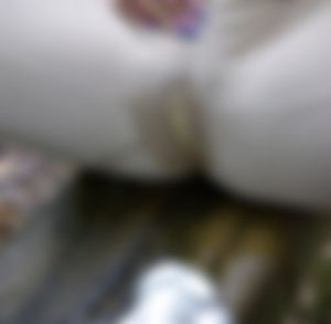 Hot Schneckchen Porno Video: Voll in die Jeans gepi**t!!